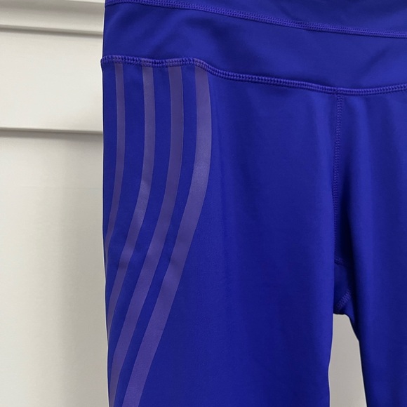 Athleta Gel Sonar Amethyst  Crop Leggings with Reflective Stripes sz Med - Picture 2 of 8